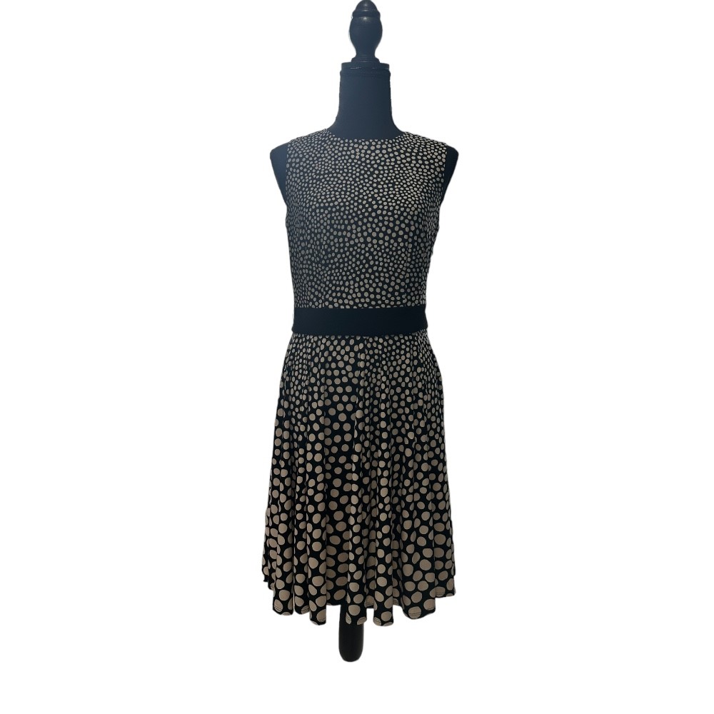 NorthStyle Peek-a-boo in back Women's Dress | Size 8
