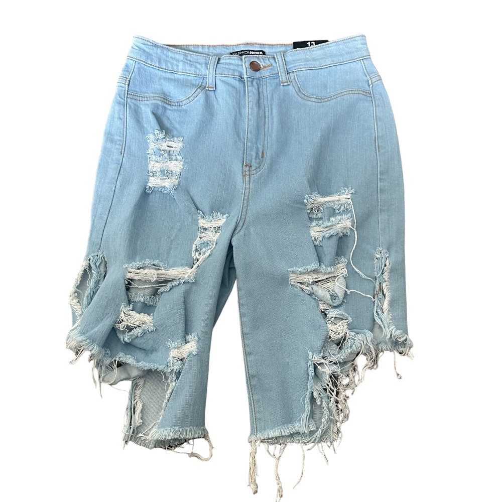 Fashion Nova Distressed Denim Shorts | Size 13